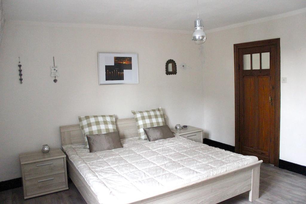 Holiday Home Alice House Ипр Экстерьер фото