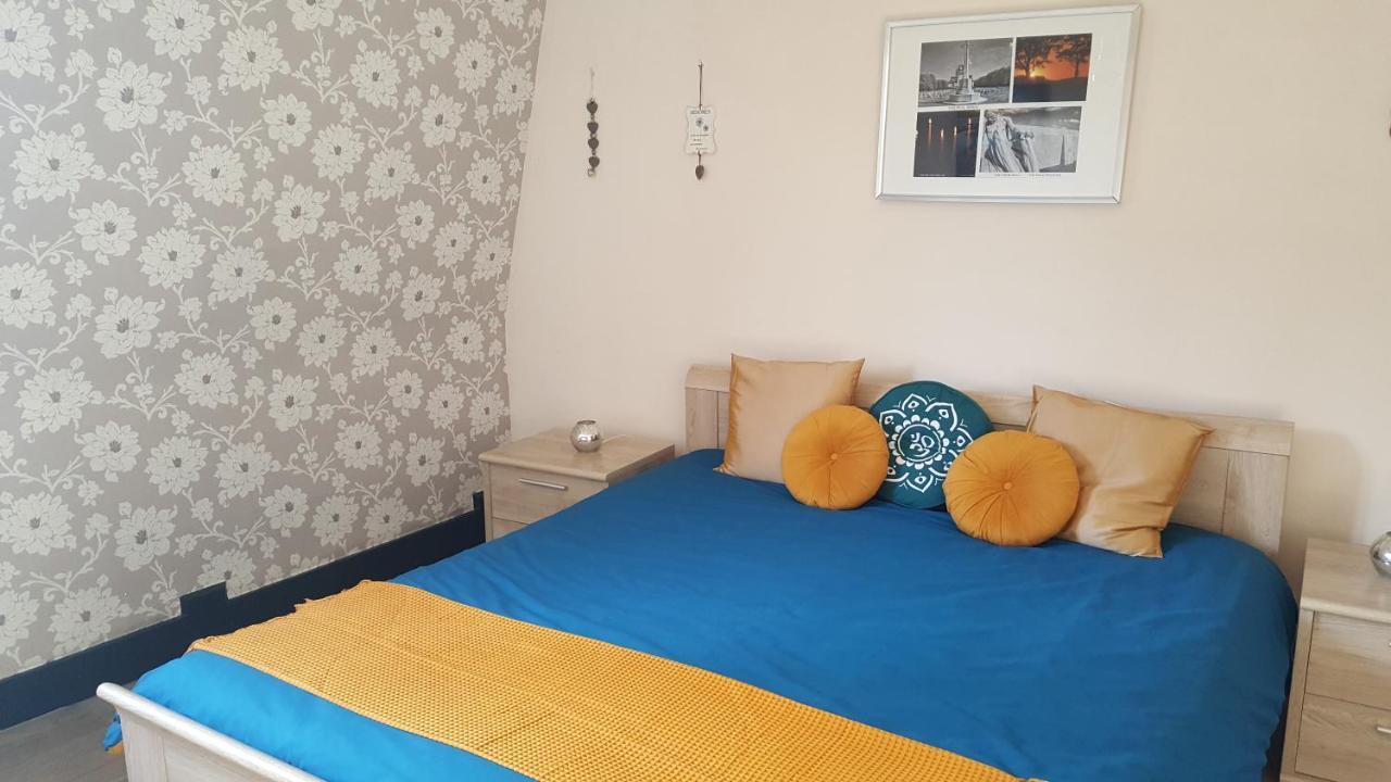 Holiday Home Alice House Ипр Экстерьер фото